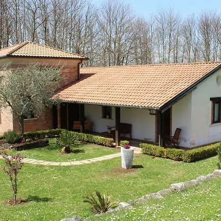 Farm stay Il Castagneto Padula