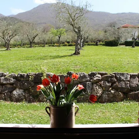 Il Castagneto ファームステイ *