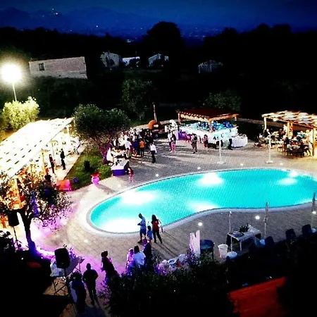 Farm stay Il Castagneto Padula